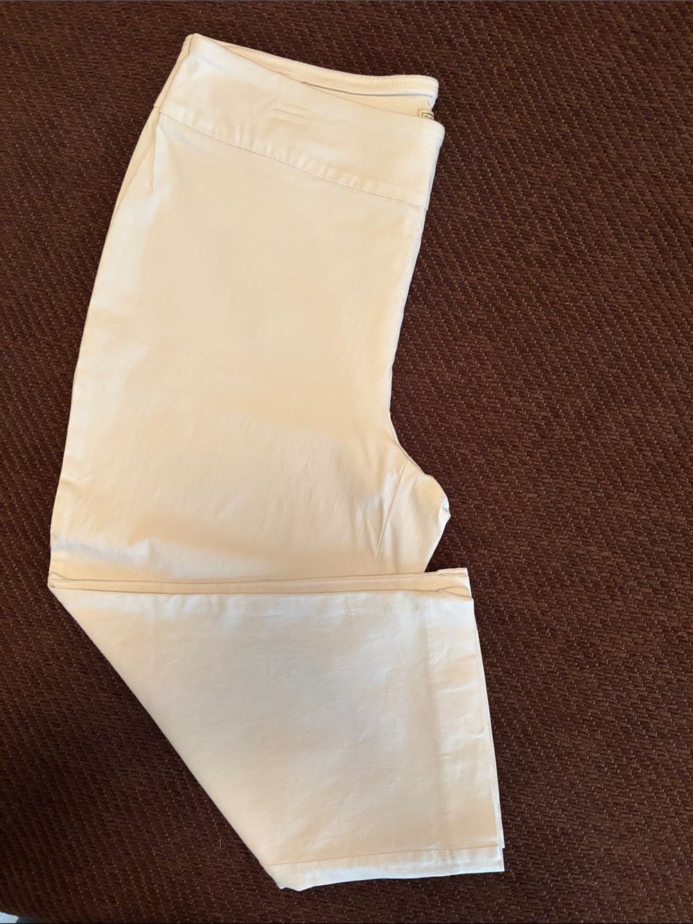 Wimen’s Dana Buchman White Cropped Ankle Pants, Size M